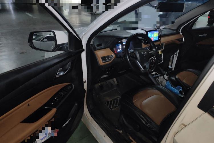 Used Wuling Hongguang S3 2018 1.5T Manual Luxury Model China V Standard Driver Seat