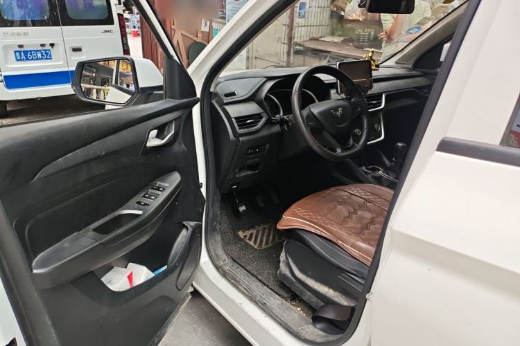 Used Wuling Hongguang S3 2018 1.5L Manual Standard Version China V Standard Driver Seat