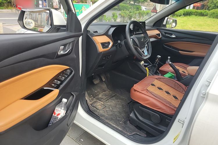 Used Wuling Hongguang S3 2018 1.5L Manual Luxury Model China V Standard Driver Seat