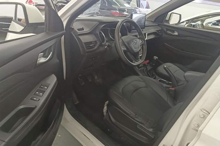Used Wuling Hongguang S3 2018 1.5L Manual Standard Version China V Standard Driver Seat