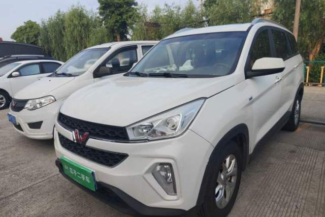 Used Wuling Hongguang S3 2018 1.5T Manual Luxury Model China V Standard