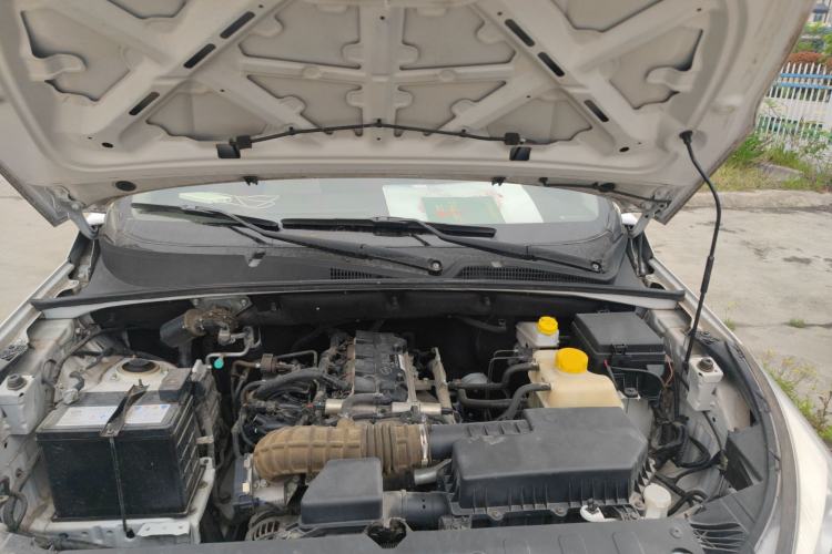 Used Wuling Hongguang S3 2018 1.5L Manual Standard Version China V Standard Engine Bay