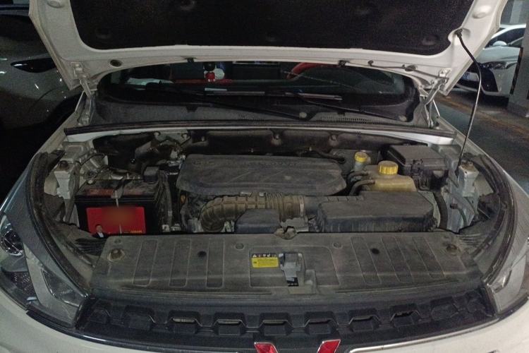 Used Wuling Hongguang S3 2018 1.5L Manual Luxury Model China V Standard Engine Bay