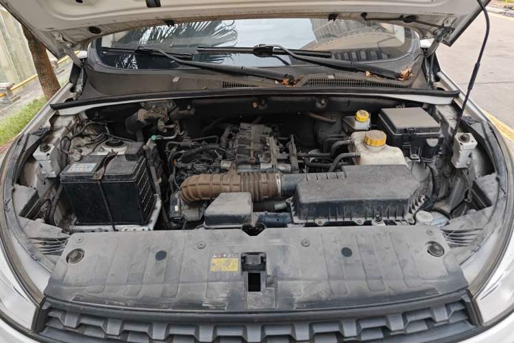 Used Wuling Hongguang S3 2018 1.5L Manual Standard Version China V Standard Engine Bay
