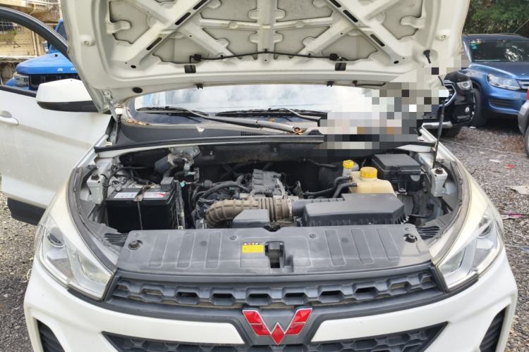 Used Wuling Hongguang S3 2018 1.5L Manual Standard Version China V Standard Engine Bay