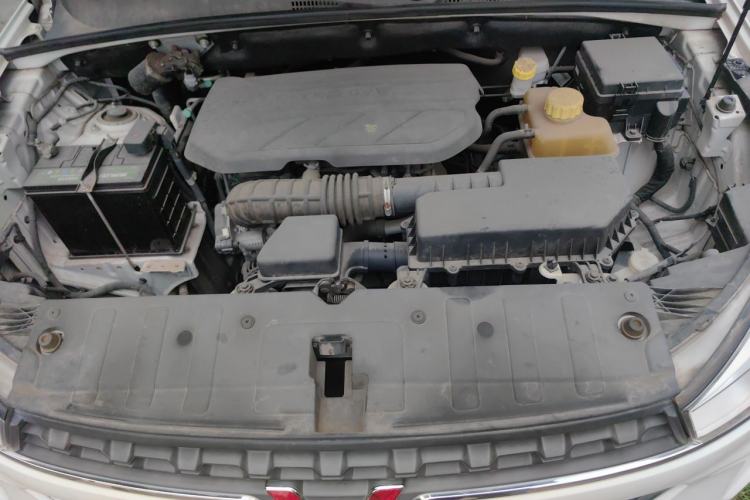 Used Wuling Hongguang S3 2018 1.5L Manual Luxury Model China V Standard Engine Bay