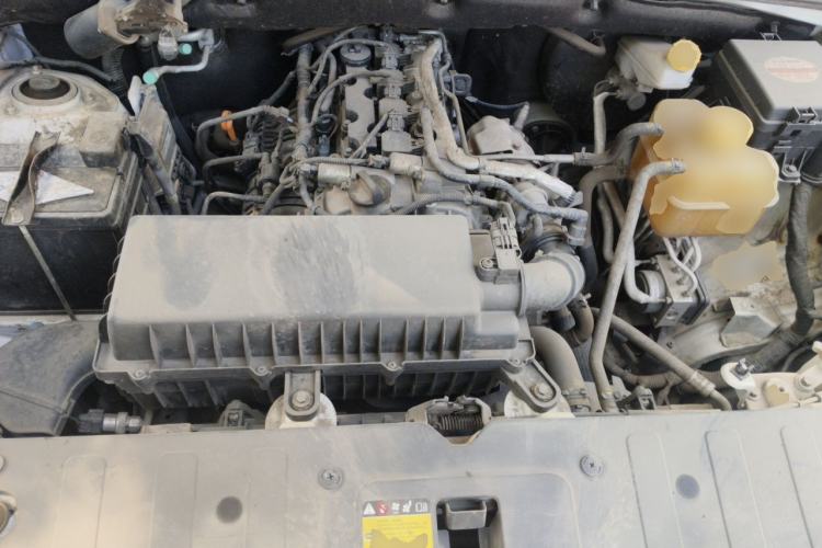 Used Wuling Hongguang S3 2018 1.5T Manual Comfort Model China V Standard Engine Bay