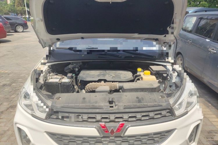 Used Wuling Hongguang S3 2018 1.5L Manual Luxury Model China V Standard Engine Bay