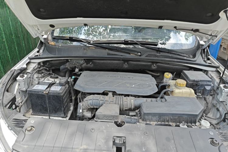Used Wuling Hongguang S3 2018 1.5L Manual Luxury Model China V Standard Engine Bay