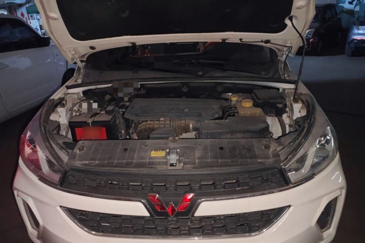 Used Wuling Hongguang S3 2018 1.5L Manual Luxury Model China V Standard Engine Bay