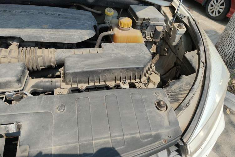 Used Wuling Hongguang S3 2018 1.5L Manual Luxury Model China V Standard Engine Bay Left