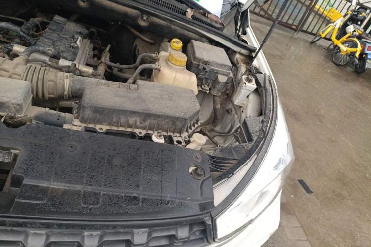 Used Wuling Hongguang S3 2018 1.5L Manual Comfort Model China V Standard Engine Bay Left