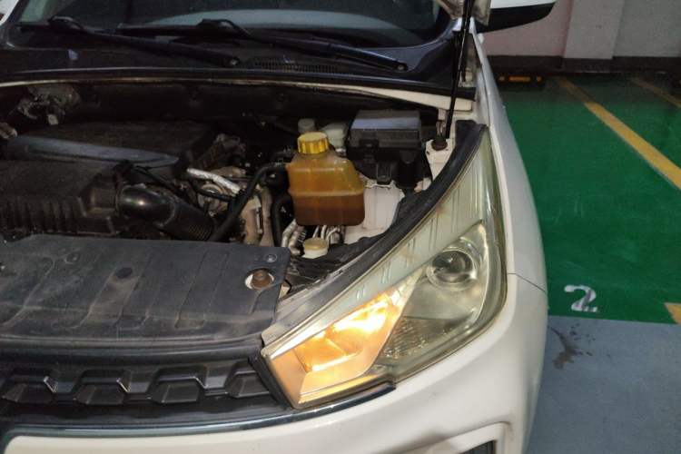 Used Wuling Hongguang S3 2018 1.5T Manual Luxury Model China V Standard Engine Bay Left