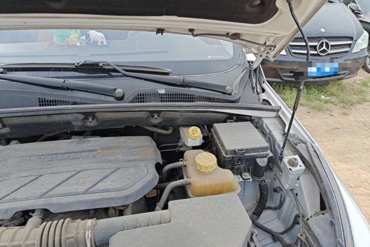 Used Wuling Hongguang S3 2018 1.5L Manual Luxury Model China V Standard Engine Bay Left