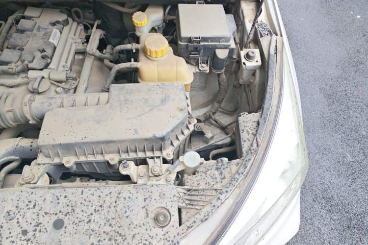 Used Wuling Hongguang S3 2018 1.5L Manual Comfort Model China V Standard Engine Bay Left