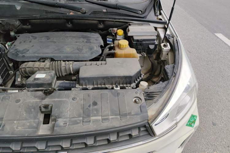 Used Wuling Hongguang S3 2018 1.5L Manual Luxury Model China V Standard Engine Bay Left