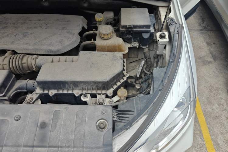 Used Wuling Hongguang S3 2018 1.5L Manual Luxury Model China V Standard Engine Bay Left