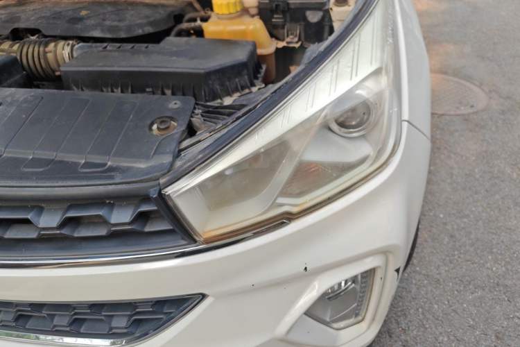 Used Wuling Hongguang S3 2018 1.5L Manual Luxury Model China V Standard Engine Bay Left