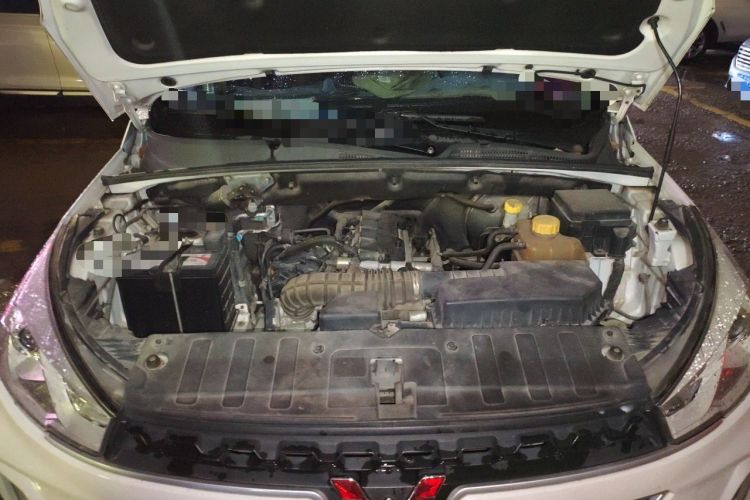 Used Wuling Hongguang S3 2018 1.5L Manual Comfort Model China V Standard Engine Bay
