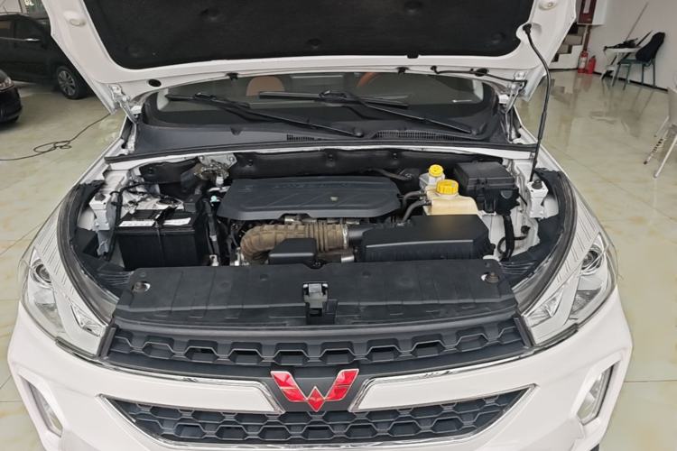 Used Wuling Hongguang S3 2018 1.5L Manual Luxury Model China V Standard Engine Bay