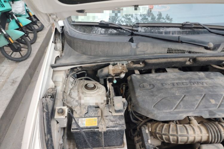 Used Wuling Hongguang S3 2018 1.5L Manual Luxury Model China V Standard Engine Bay Right