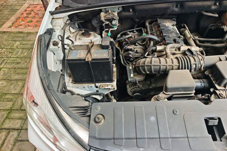 Used Wuling Hongguang S3 2018 1.5L Manual Comfort Model China V Standard Engine Bay Right