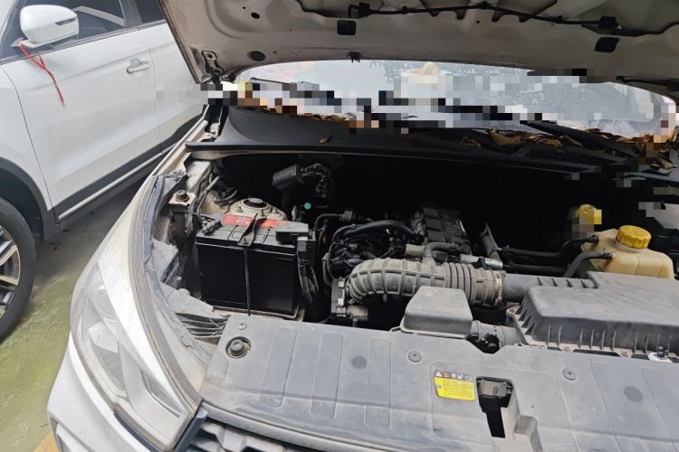Used Wuling Hongguang S3 2018 1.5L Manual Standard Version China V Standard Engine Bay Right