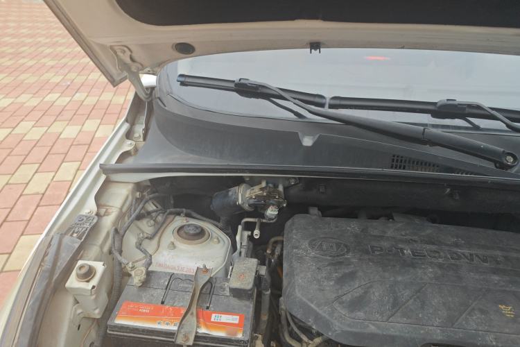 Used Wuling Hongguang S3 2018 1.5L Manual Luxury Model China V Standard Engine Bay Right