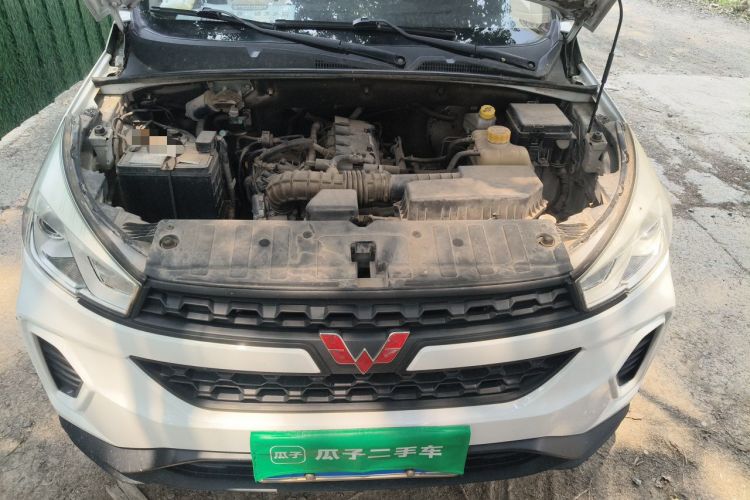 Used Wuling Hongguang S3 2018 1.5L Manual Standard Version China V Standard Engine Bay