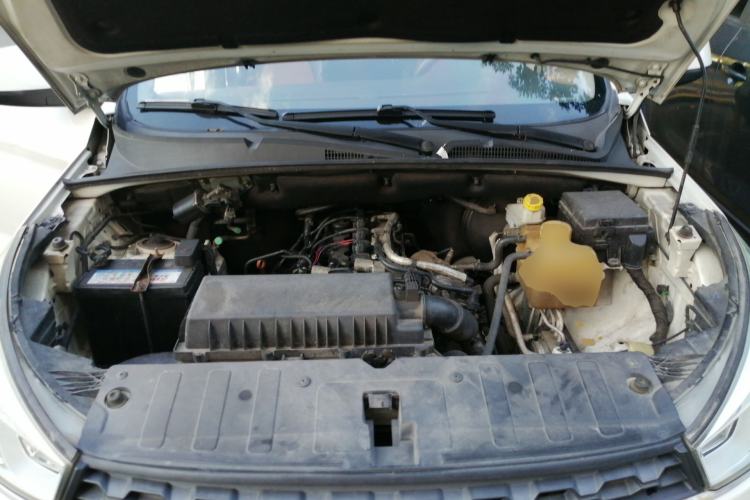 Used Wuling Hongguang S3 2018 1.5L Manual Standard Version China V Standard Engine Bay