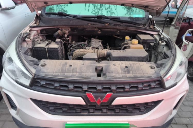 Used Wuling Hongguang S3 2018 1.5L Manual Standard Version China V Standard Engine Bay