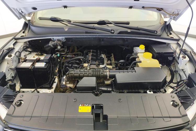 Used Wuling Hongguang S3 2018 1.5L Manual Standard Version China V Standard Engine Bay