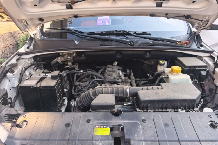 Used Wuling Hongguang S3 2018 1.5L Manual Standard Version China V Standard Engine Bay