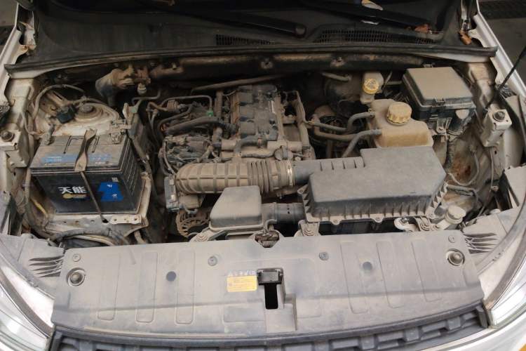Used Wuling Hongguang S3 2018 1.5L Manual Comfort Model China V Standard Engine Bay