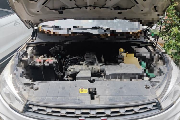 Used Wuling Hongguang S3 2018 1.5L Manual Standard Version China V Standard Engine Bay