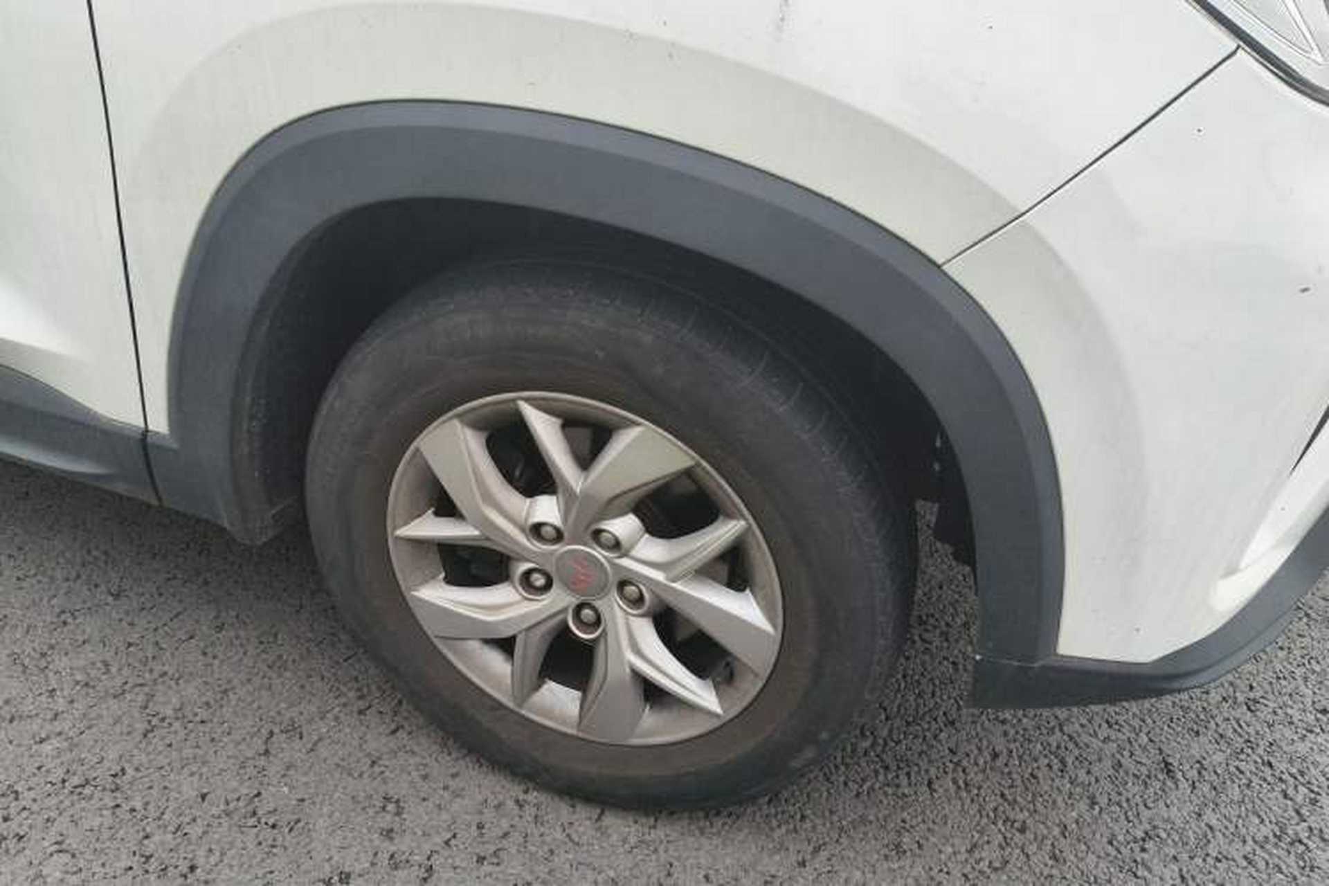 Used Wuling Hongguang S3 2018 1.5L Manual Standard Version China V Standard Exterior 1