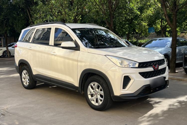 Used Wuling Hongguang S3 2018 1.5L Manual Standard Version China V Standard Exterior 1