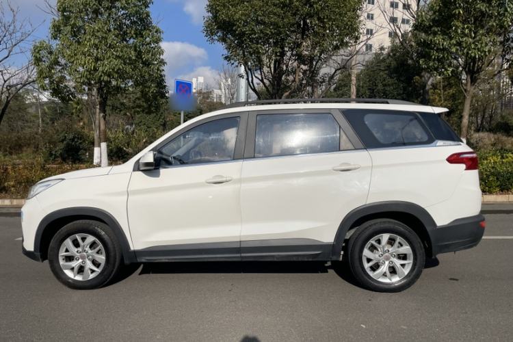 Used Wuling Hongguang S3 2018 1.5L Manual Comfort Model China V Standard Exterior 12