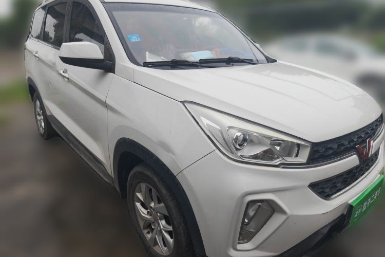 Used Wuling Hongguang S3 2018 1.5L Manual Luxury Model China V Standard Exterior 2