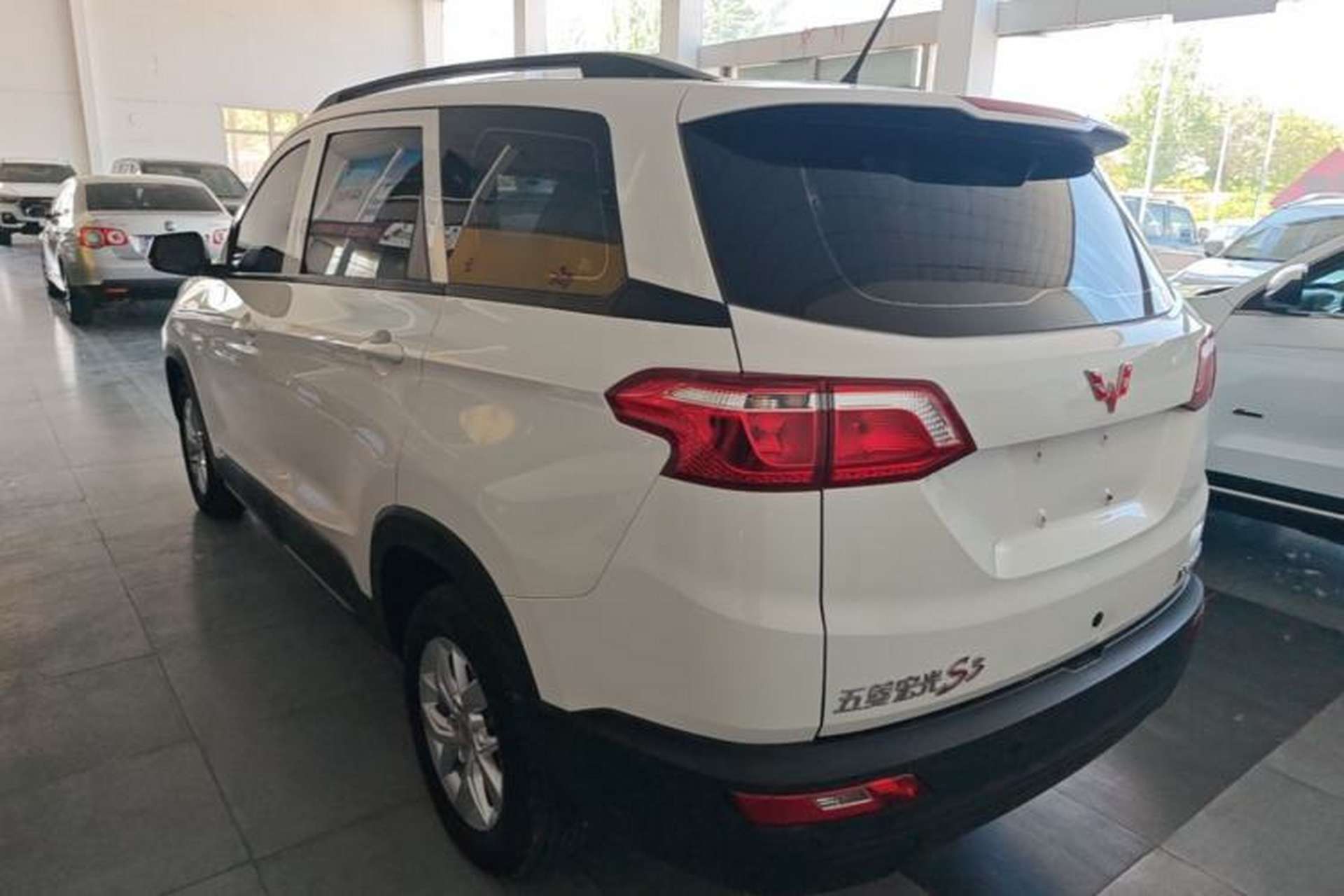 Used Wuling Hongguang S3 2018 1.5L Manual Standard Version China V Standard Exterior 2