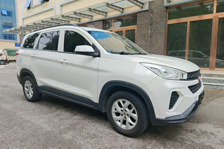 Used Wuling Hongguang S3 2018 1.5L Manual Standard Version China V Standard Exterior 2