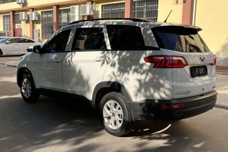 Used Wuling Hongguang S3 2018 1.5L Manual Standard Version China V Standard Exterior 2
