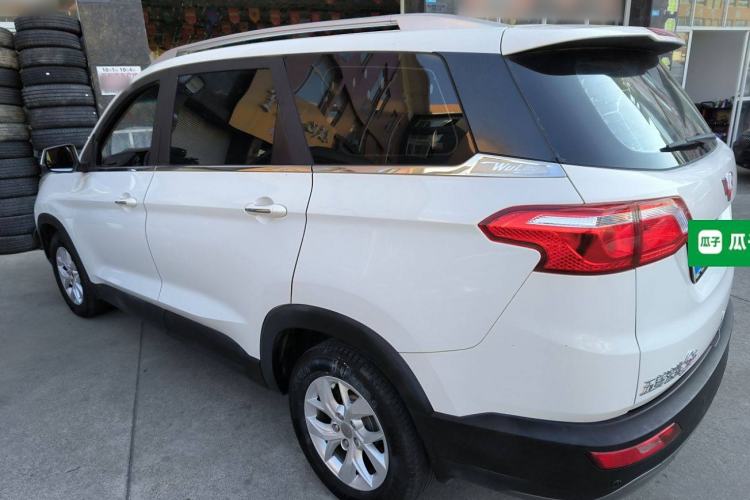 Used Wuling Hongguang S3 2018 1.5L Manual Luxury Model China V Standard Exterior 3