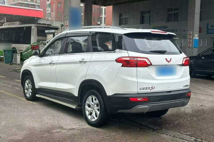 Used Wuling Hongguang S3 2018 1.5L Manual Luxury Model China V Standard Exterior 3