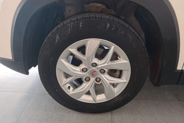Used Wuling Hongguang S3 2018 1.5L Manual Standard Version China V Standard Exterior 4