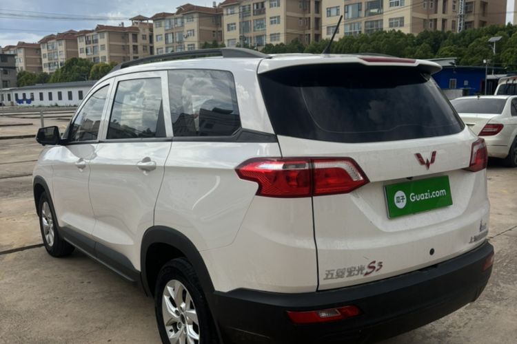 Used Wuling Hongguang S3 2018 1.5L Manual Standard Version China V Standard Exterior 4