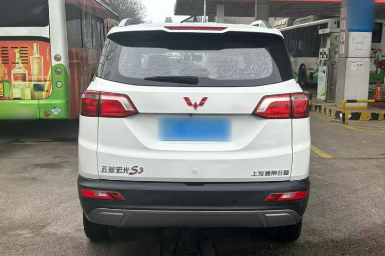 Used Wuling Hongguang S3 2018 1.5L Manual Luxury Model China V Standard Exterior 4