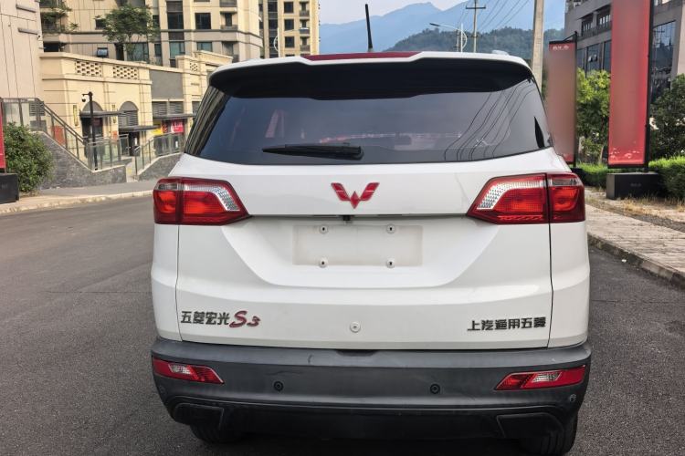 Used Wuling Hongguang S3 2018 1.5T Manual Luxury Model China V Standard Exterior 6