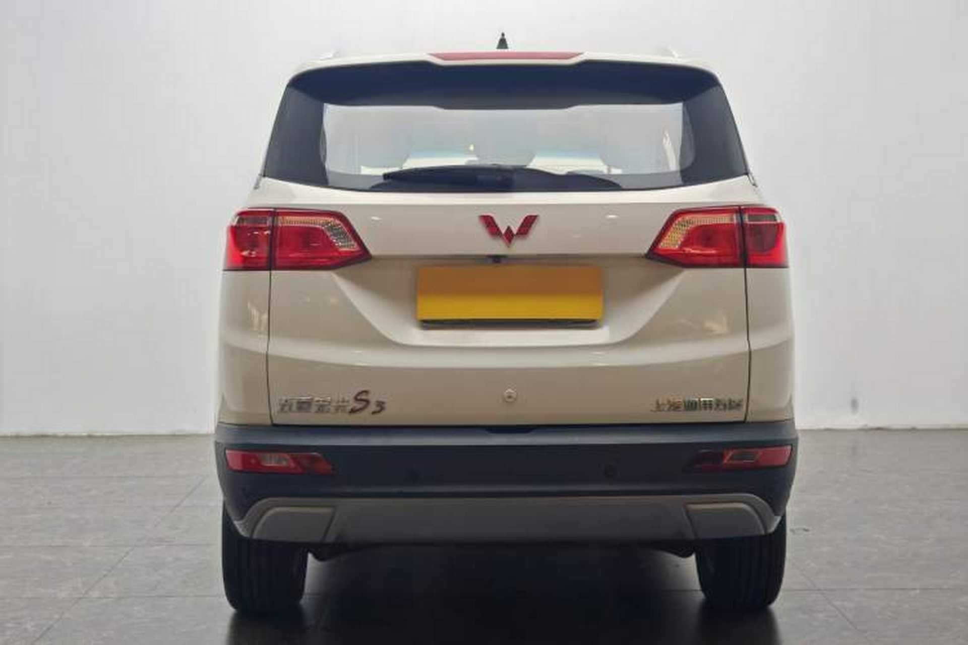 Used Wuling Hongguang S3 2018 1.5L Manual Luxury Model China V Standard Exterior 7