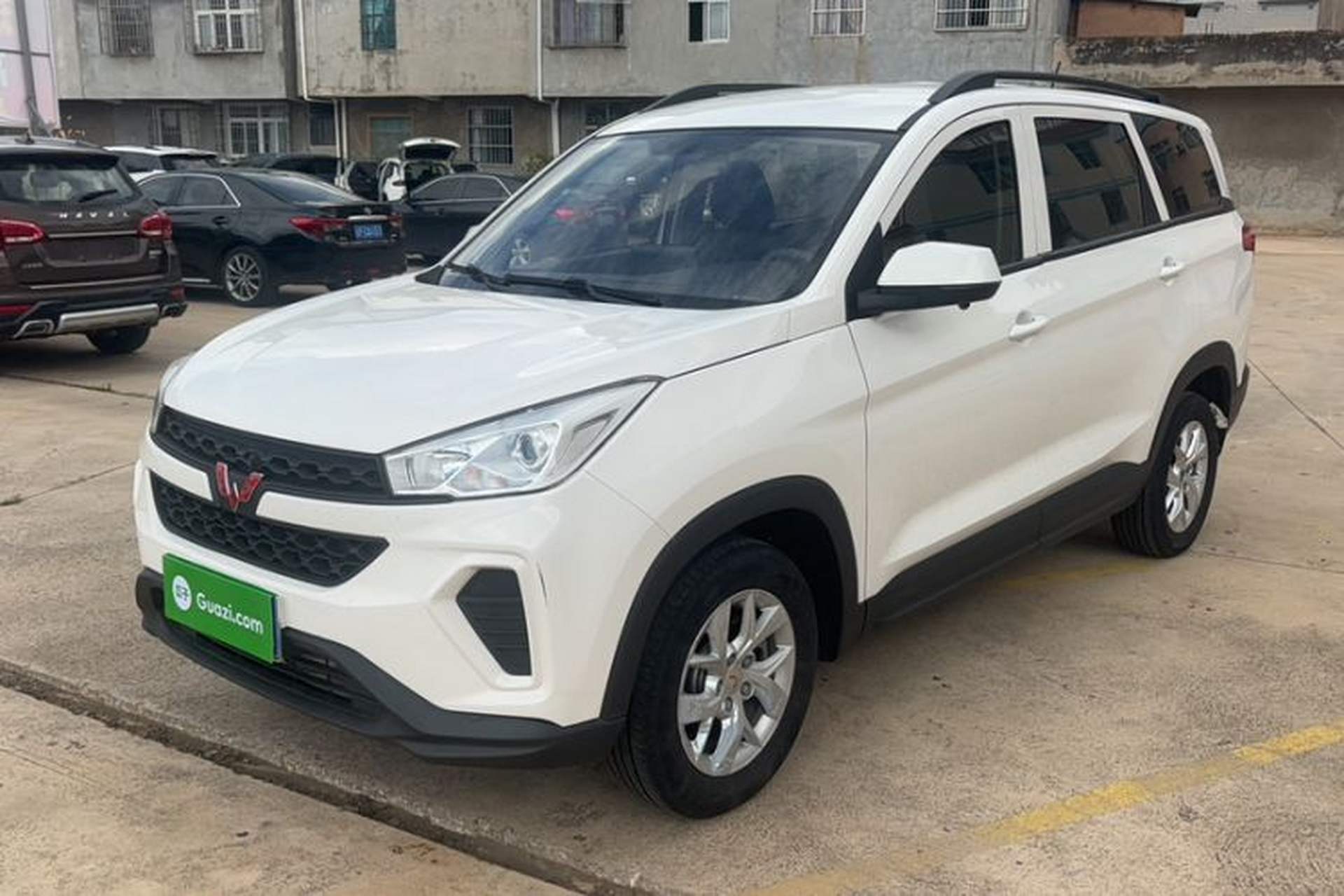 Used Wuling Hongguang S3 2018 1.5L Manual Standard Version China V Standard Front Left 45 Deg